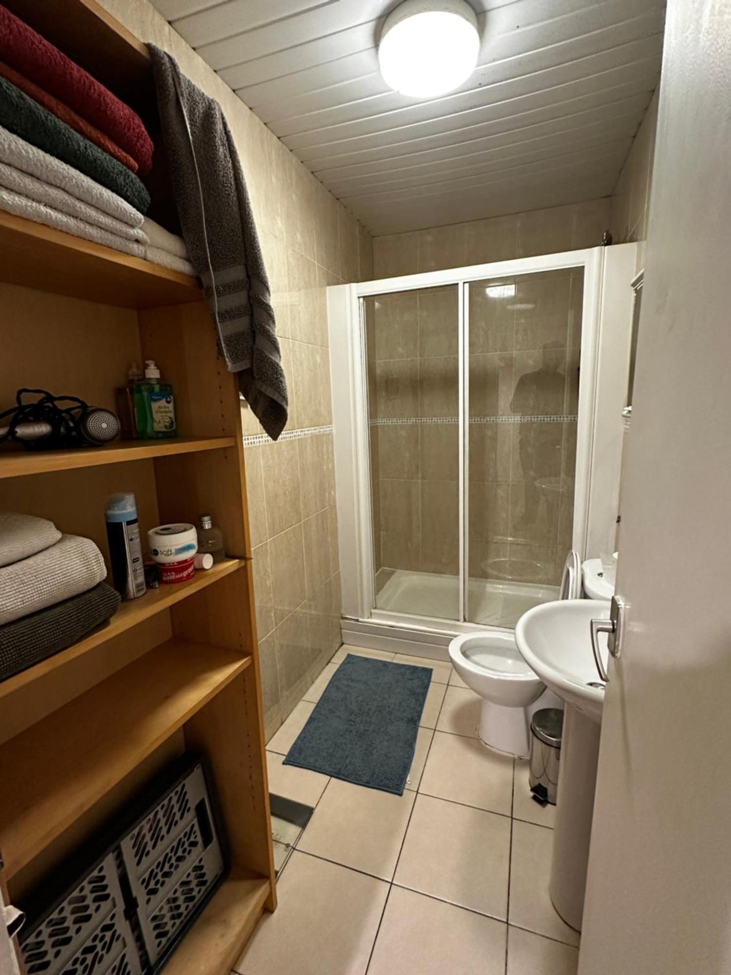Charming 1-Bedroom Apartment Southfields, Londra Dış mekan fotoğraf
